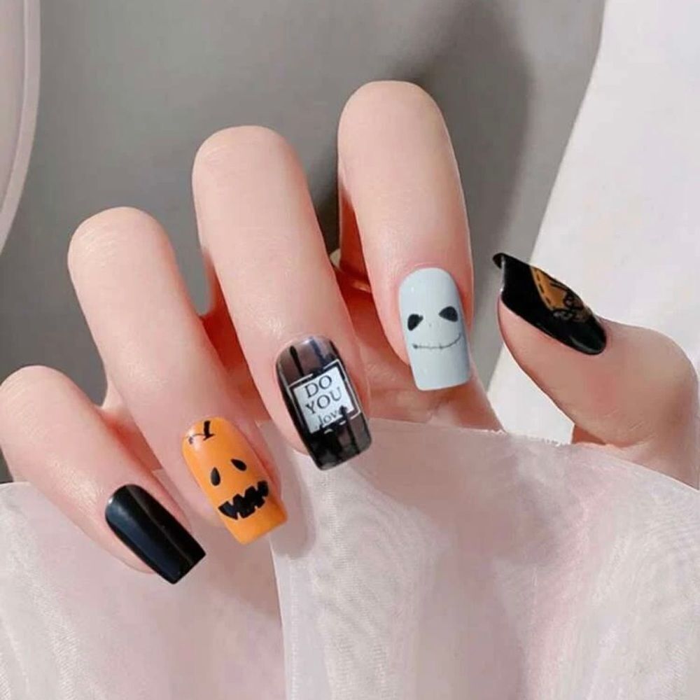 Halloweenย Press On Nails HappyโHalloweenโSale!!โ๐ฅ๐